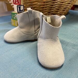 Baby Gap Suede Booties- Splash Gray | Size 6-12 months